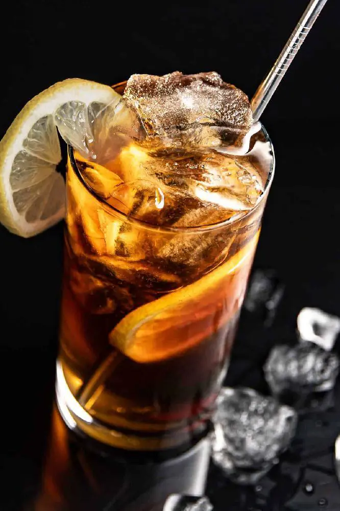 Kokteyllər (alkoqollu)